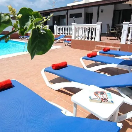 In Playa Blanca Sleeps 10 Includes Swimming Pool Air Con And Wifi